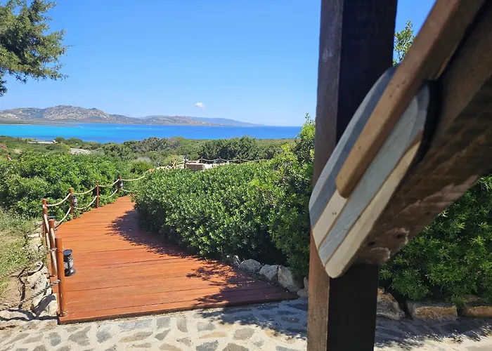 Villa Boat - In Front Of The Sea